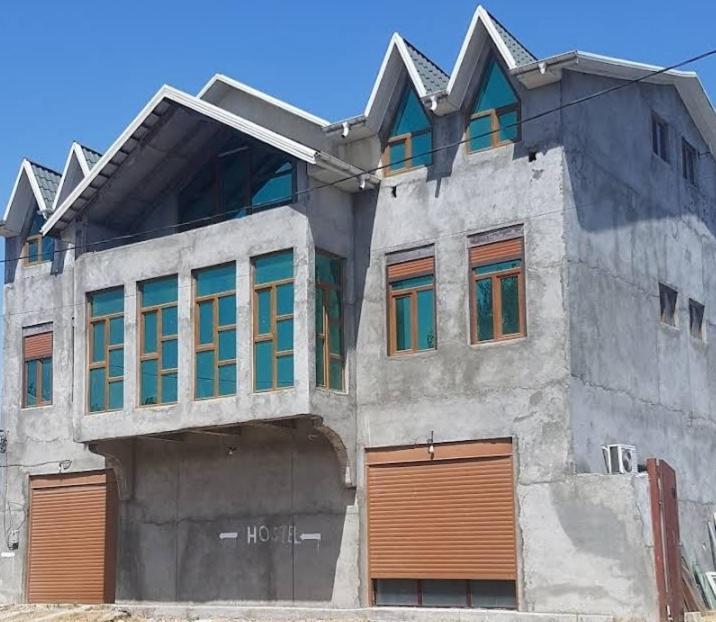 Hostel One Lankaran Luaran gambar