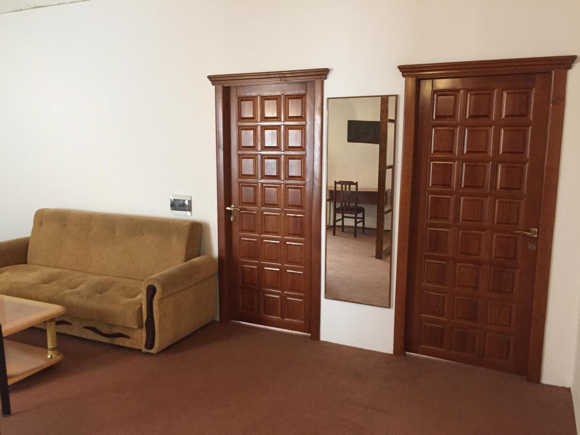 Hostel One Lankaran Luaran gambar