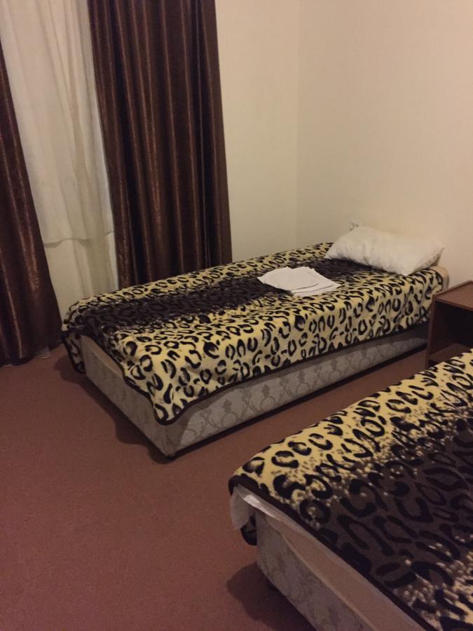 Hostel One Lankaran Luaran gambar