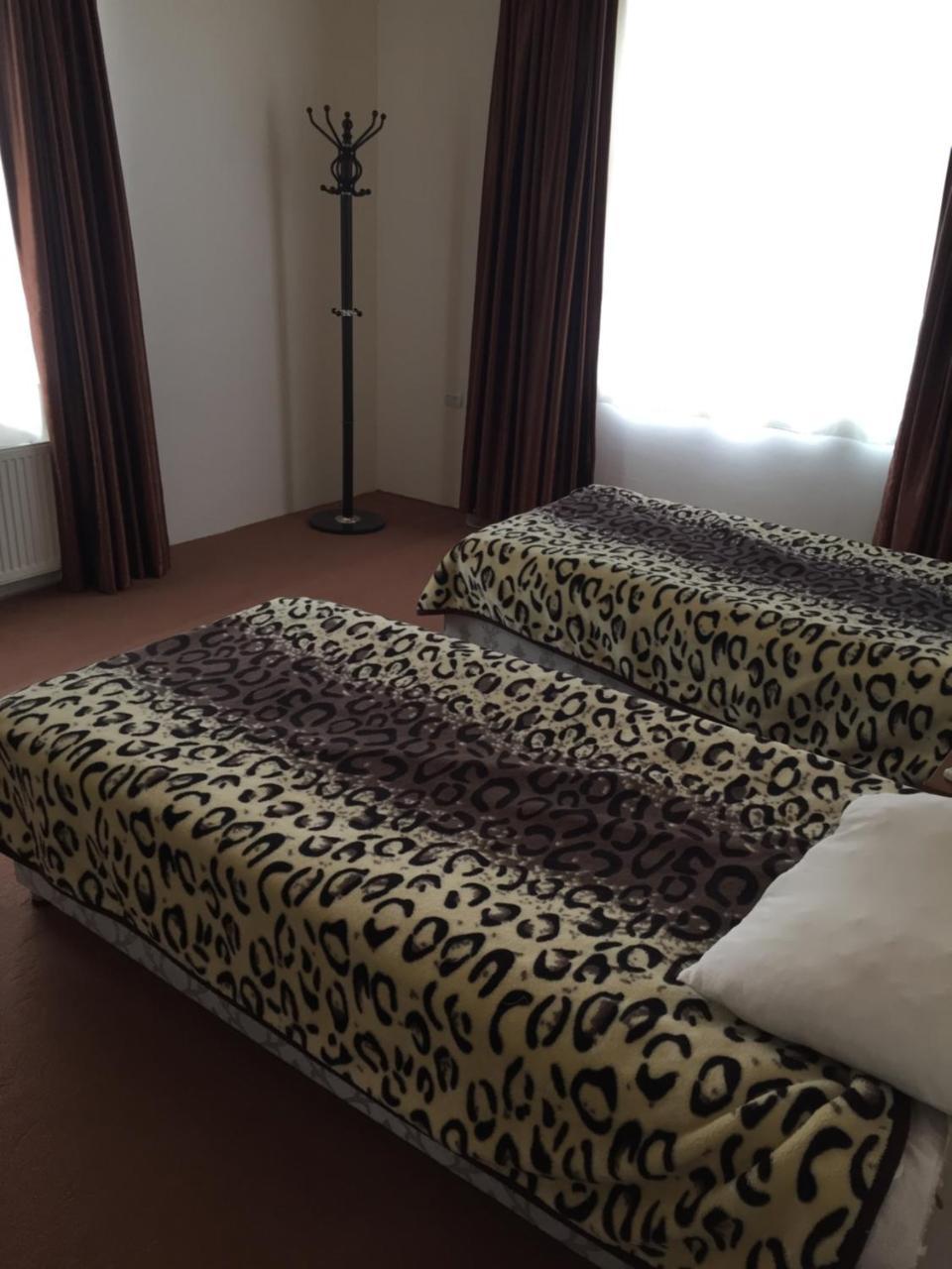 Hostel One Lankaran Luaran gambar